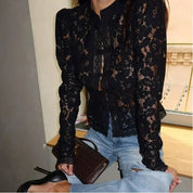 Dames blouse met kant en hoge kraag - Wit of zwart