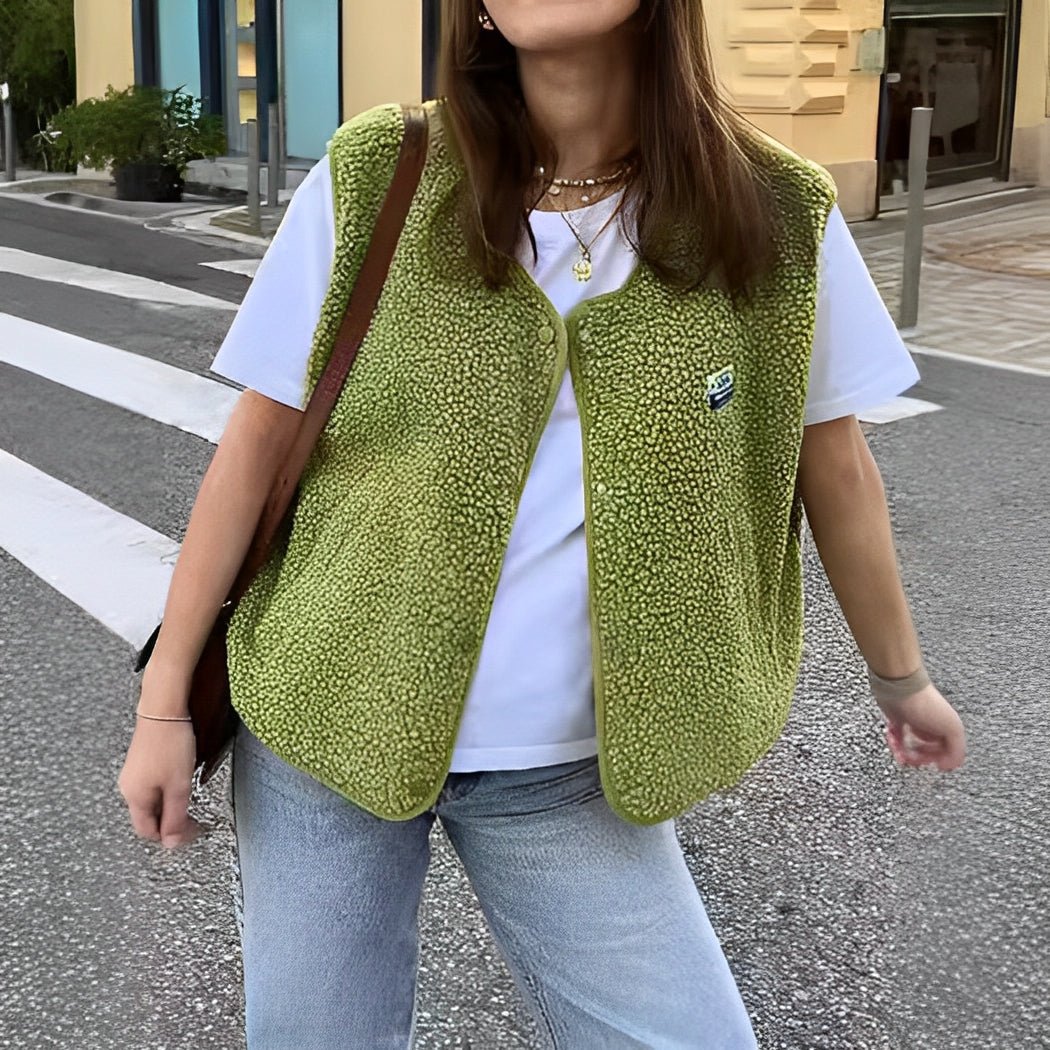 gilet-femme-a-boutonnage-simple-113114.jpg