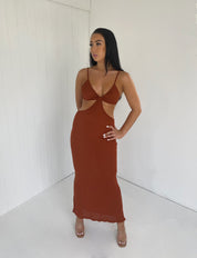 Dames zomermaxi jurk met strik en cut-out details