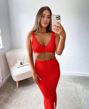 Dames zomerset met bralet in rood - Cropped top en split rok midi