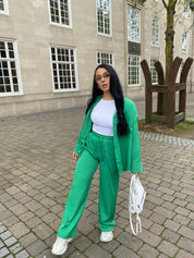 Dames satijnen set met wijde broek en oversized blouse