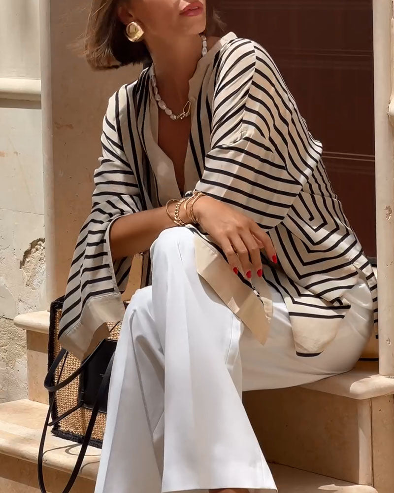 Dames blouse met elegante pasvorm en streeppatroon
