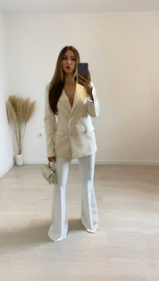 Crème blazer dames - Oversized pasvorm en dubbele knoopsluiting