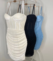 Strakke dames zomerjurk - Mesh en corset detail