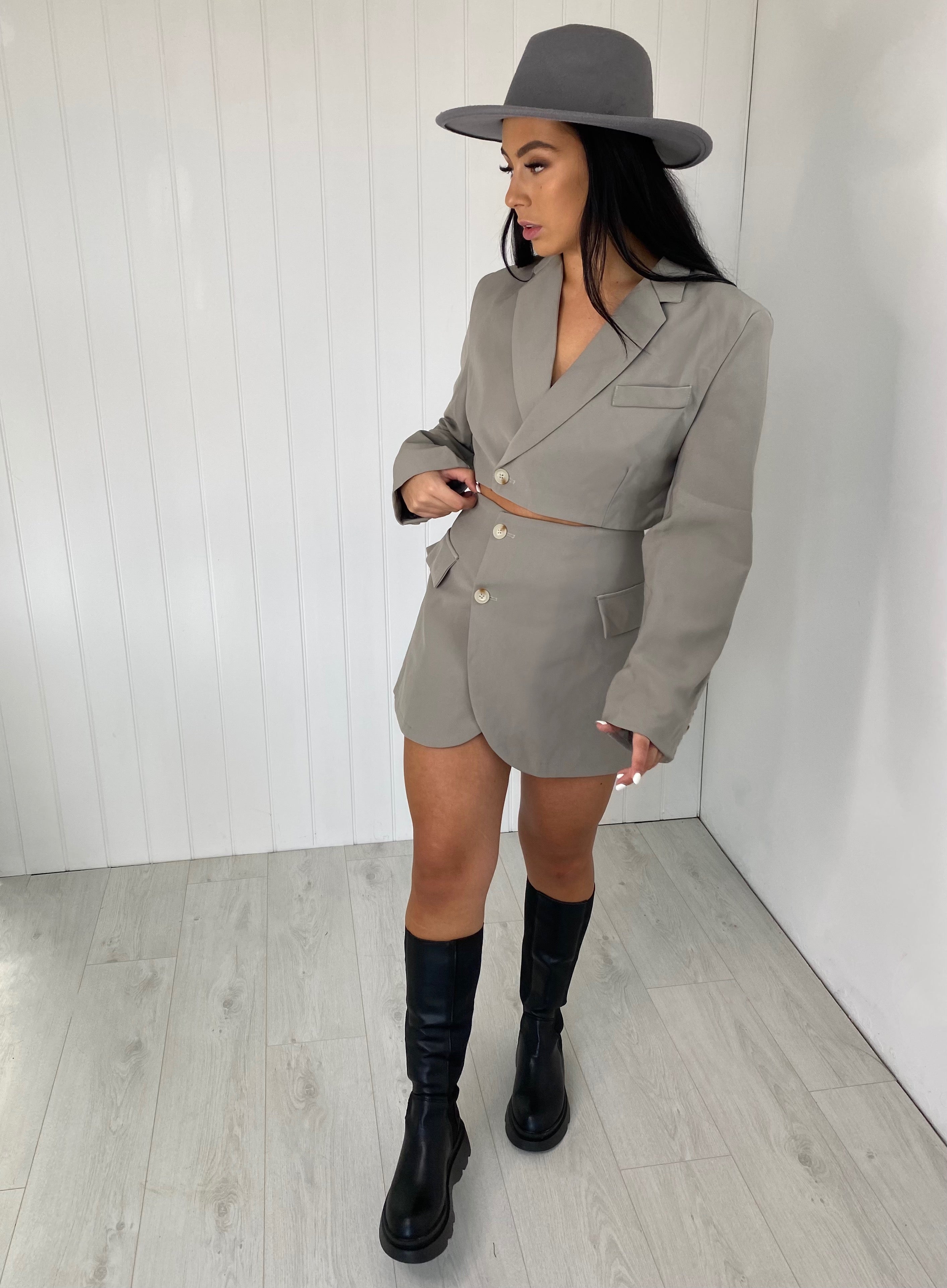 Dames tweedelig pak met blazer en minirok - Zomer set