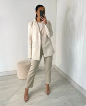 Crème blazer dames - Oversized pasvorm en dubbele knoopsluiting