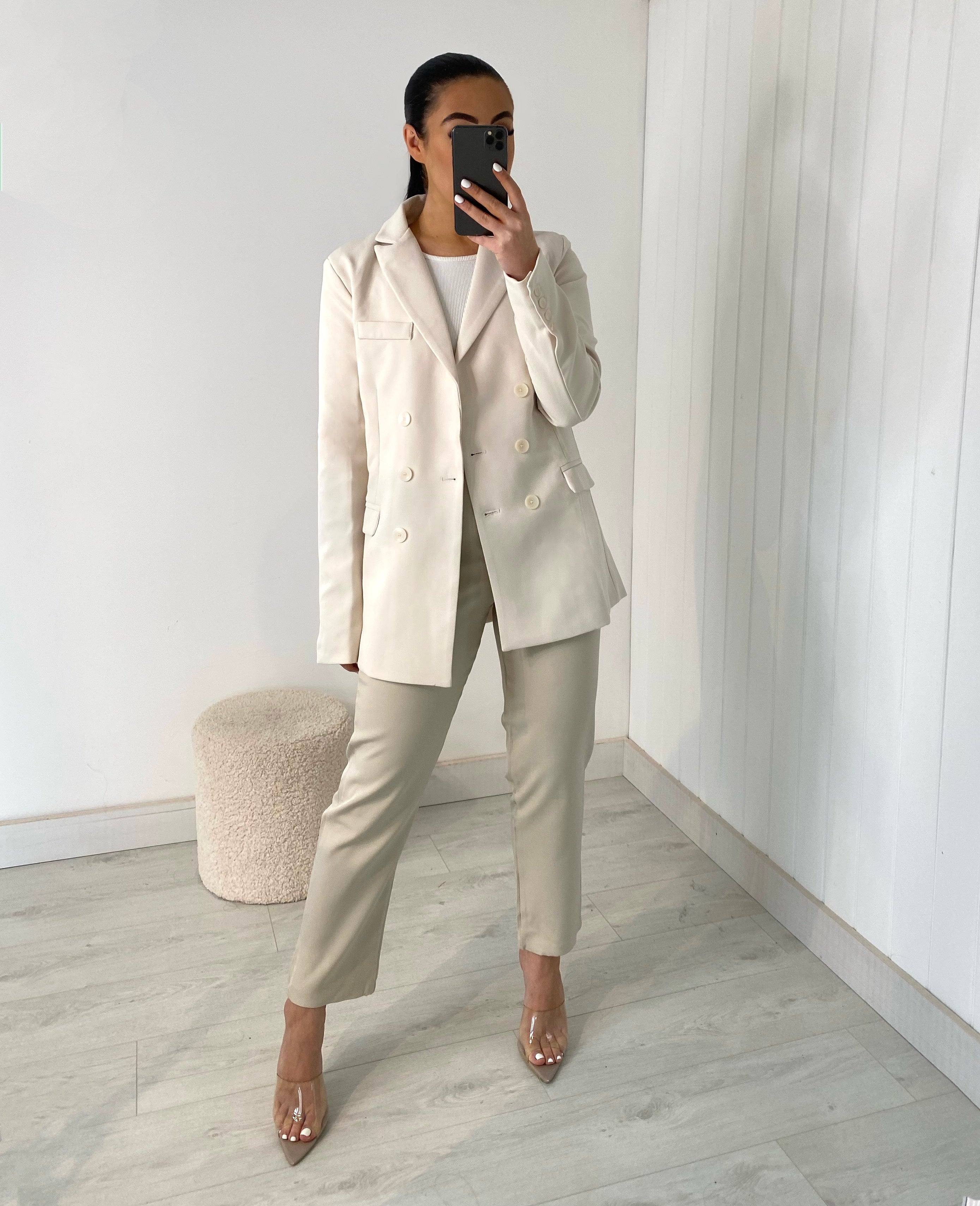 Crème blazer dames - Oversized pasvorm en dubbele knoopsluiting
