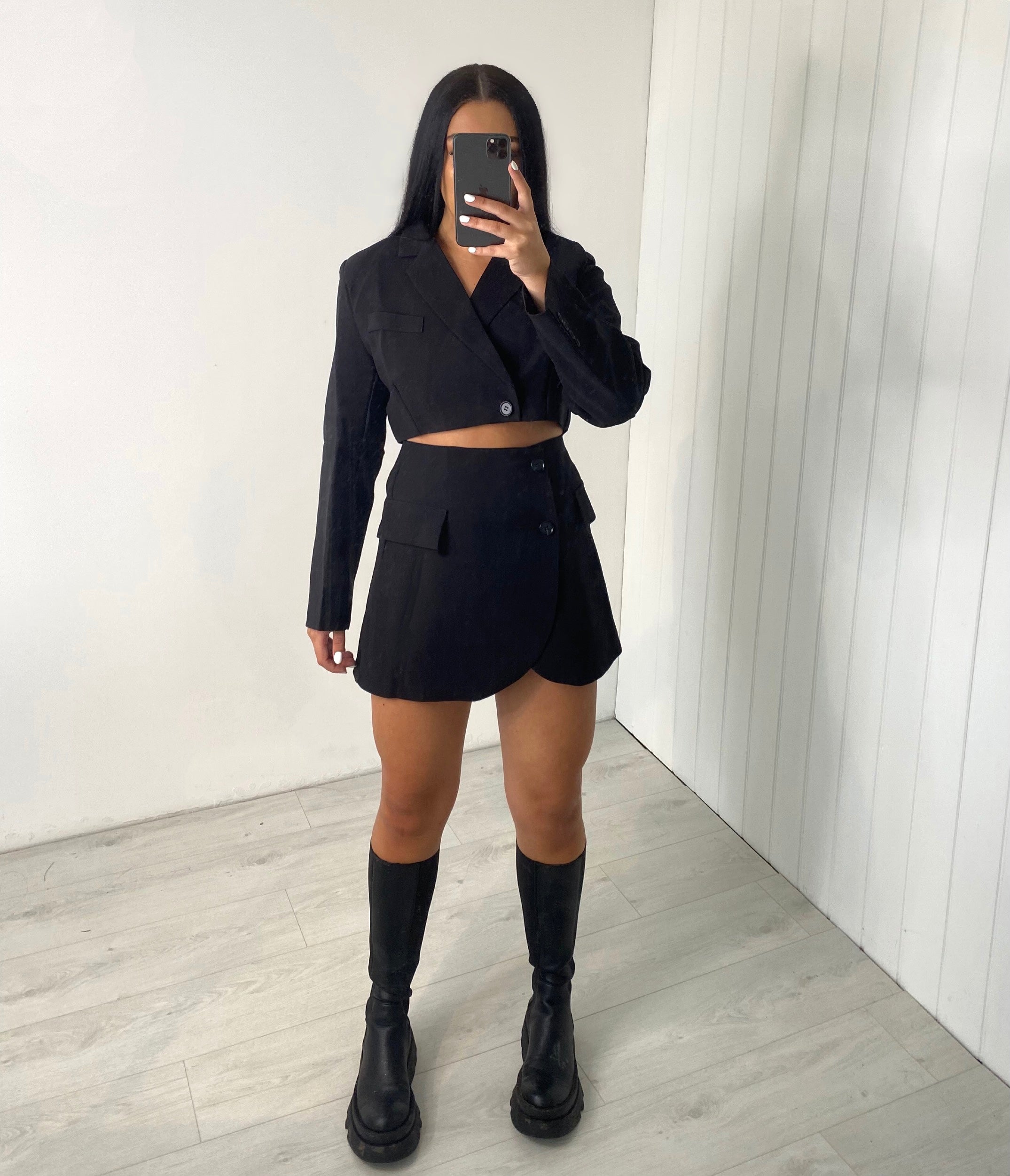Zakelijke dames set kantoor - Cropped blazer en mini rok zwart voor de zomer