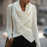 Chique dames blouse met gedrapeerde halslijn