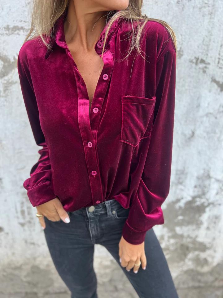 Dames fluwelen blouse met klassieke kraag en knoopsluiting