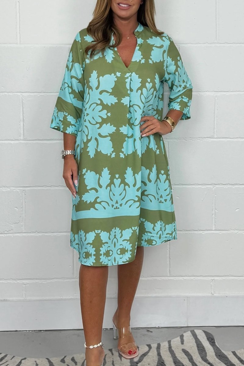 Dames zomerjurk met print - V-hals en lange mouwen