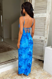 Dames getailleerde zomerjurk maxi blauw met open rug