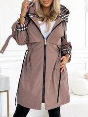Chique getailleerde dames trenchcoat met capuchon