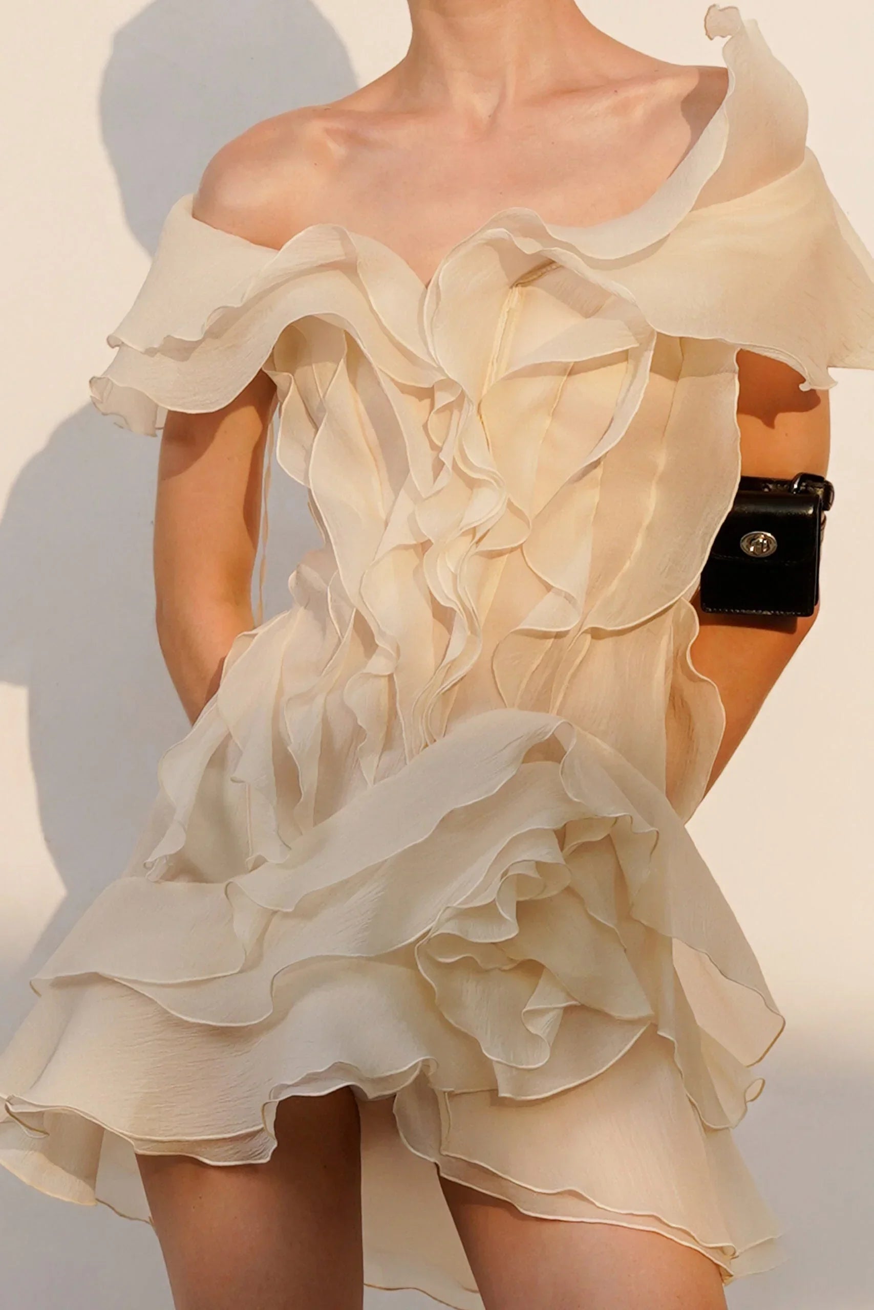 Dames zomerjurkje kort off-shoulder met romantische volants