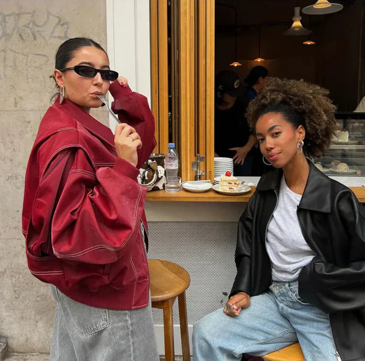 Oversized Jack Dames met Brede Kraag | Bomber Pasvorm en Contrasterende Stiksels