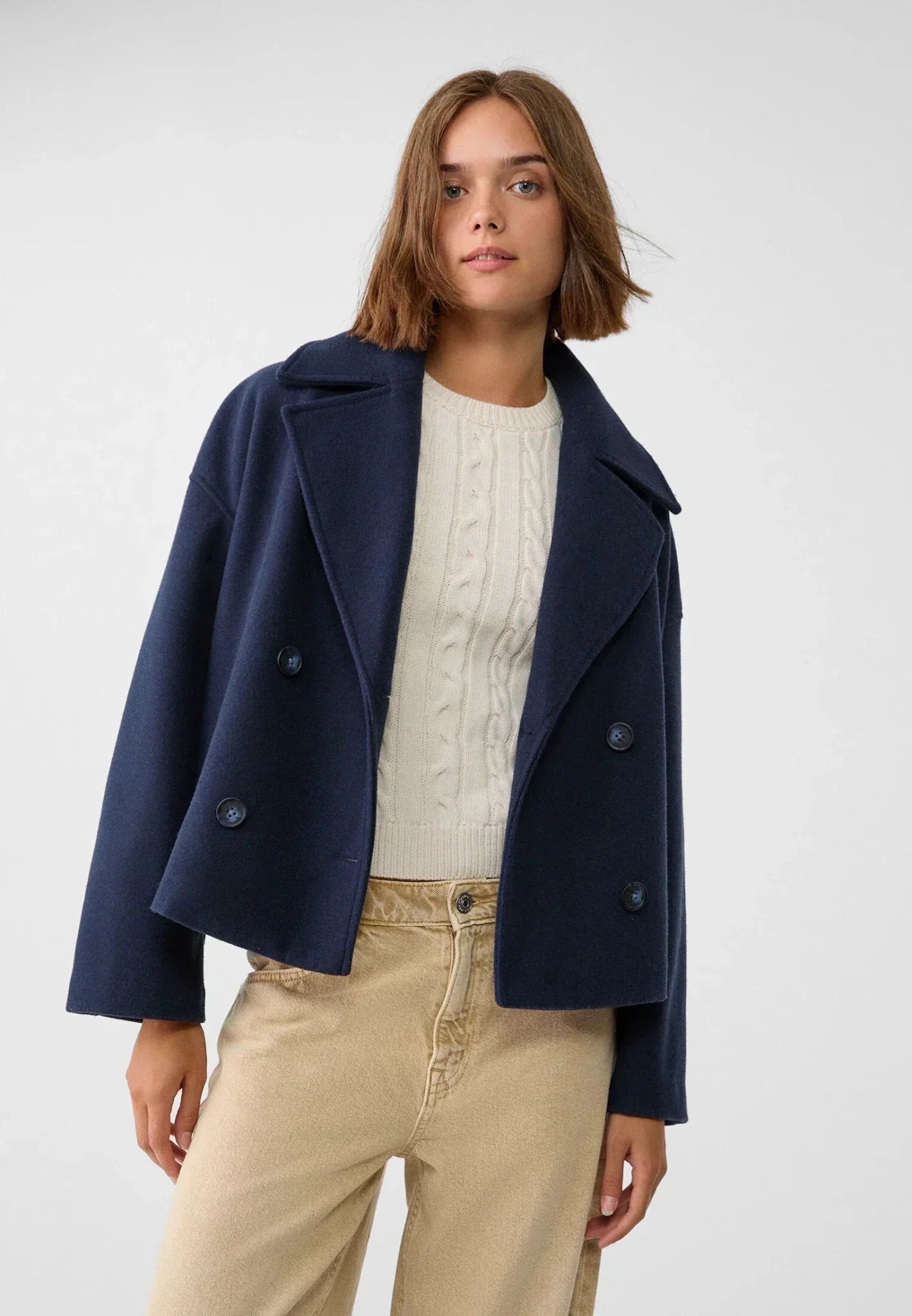 Dames korte jas | Elegante korte jas met knopen en brede kraag